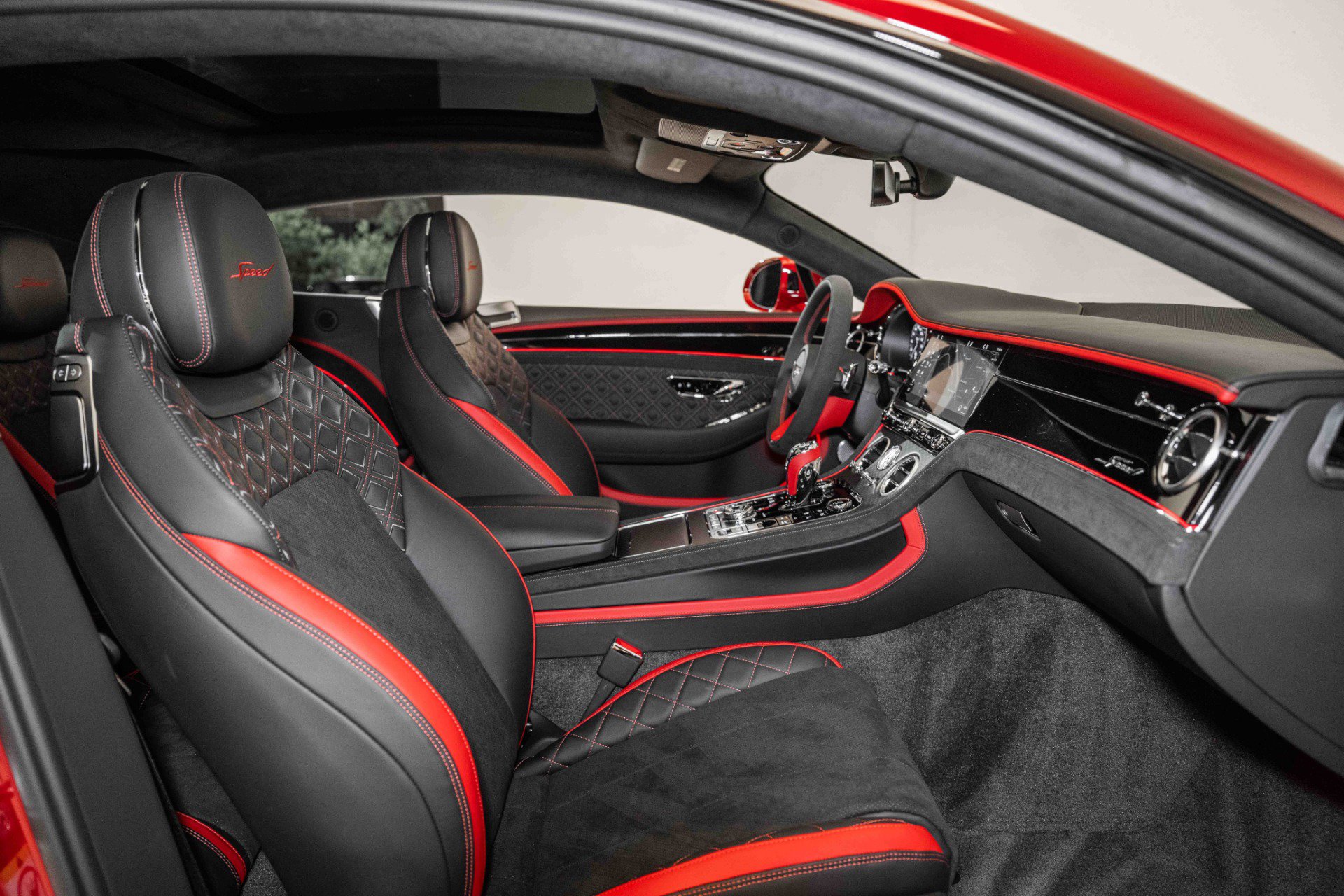 Used 2024 Bentley Continental GT Speed image 17