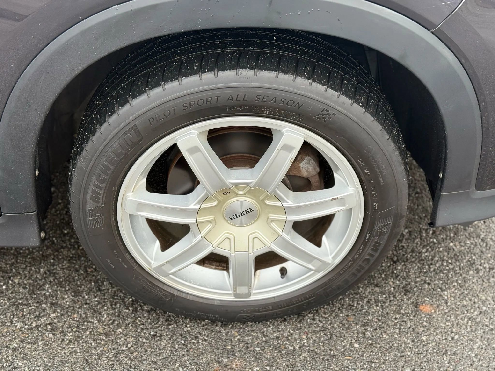 Used 2017 Honda HR-V EX image 11