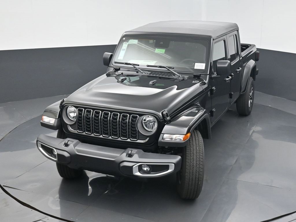 New 2025 Jeep Gladiator Sport image 35