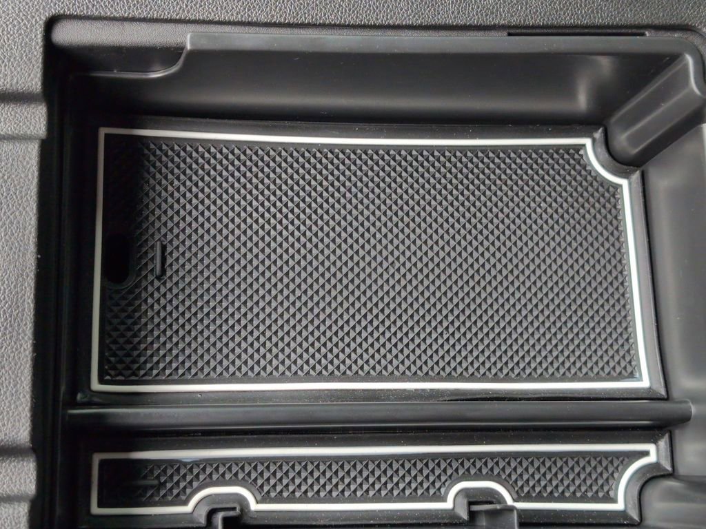 Used 2023 Chevrolet Blazer Premier w/ Driver Confidence II Package FWD image 22
