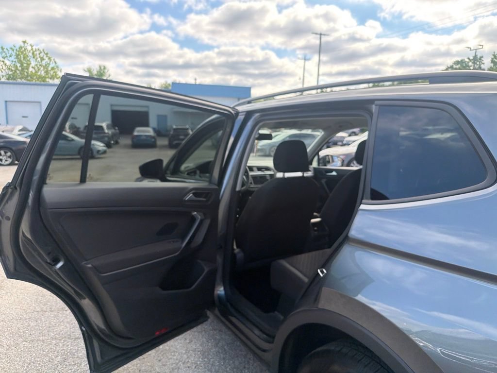 Used 2021 Volkswagen Tiguan S FWD image 7