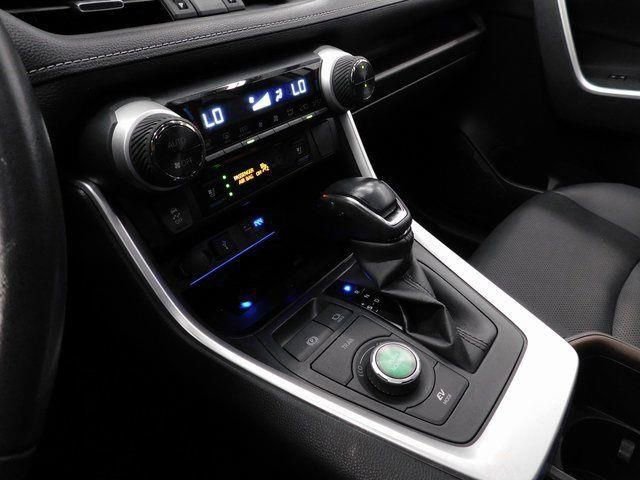 Used 2022 Toyota RAV4 Limited image 49