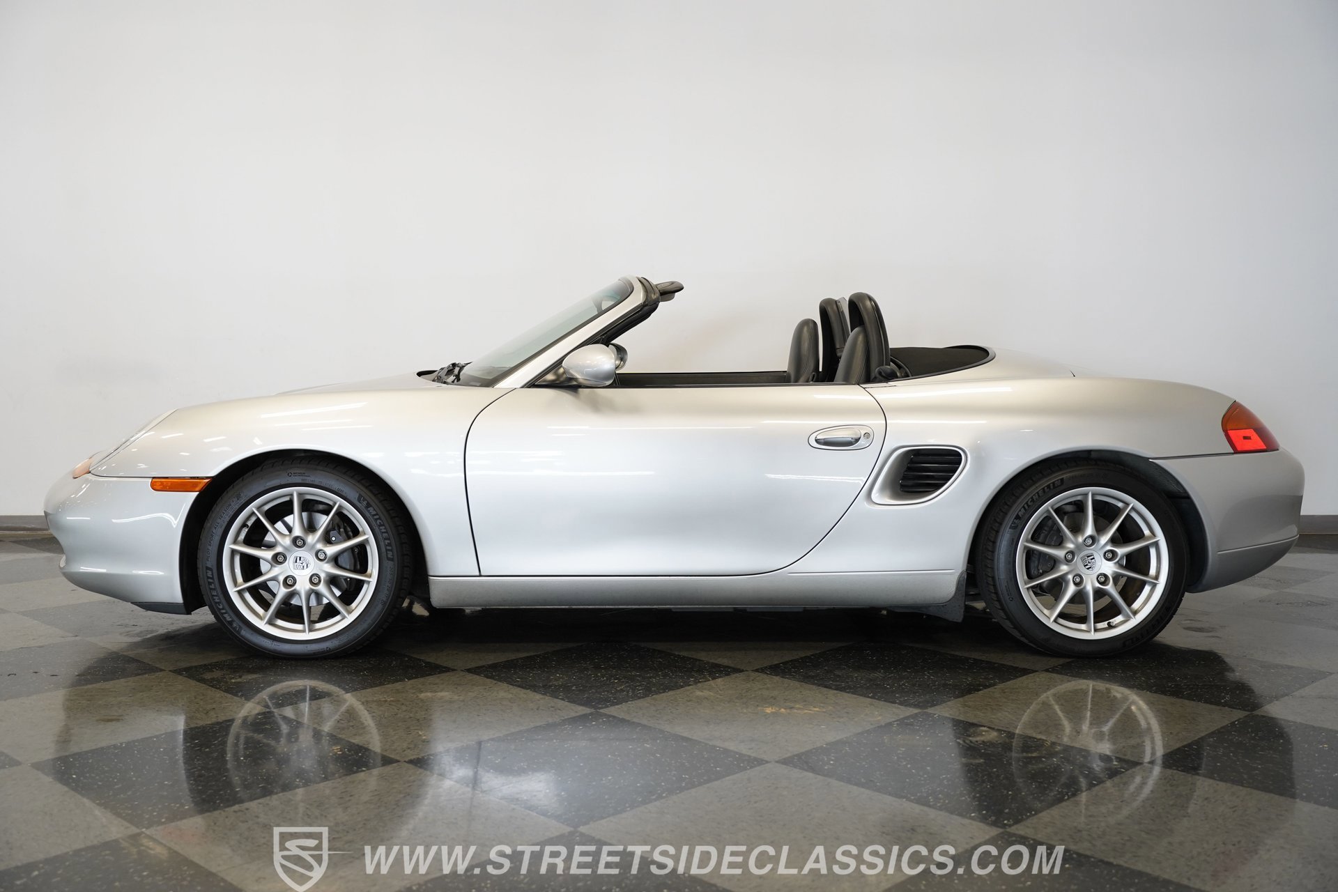 Used 1997 Porsche Boxster image 2