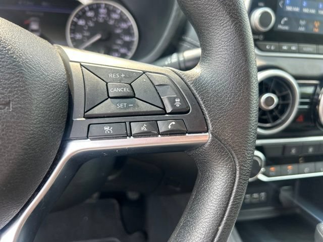 Used 2024 Nissan Sentra SV FWD image 20