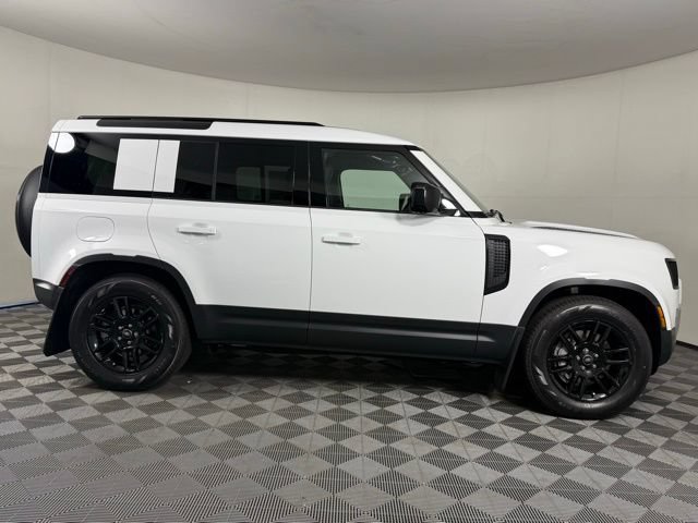 New 2025 Land Rover Defender 110 S AWD/4WD image 6