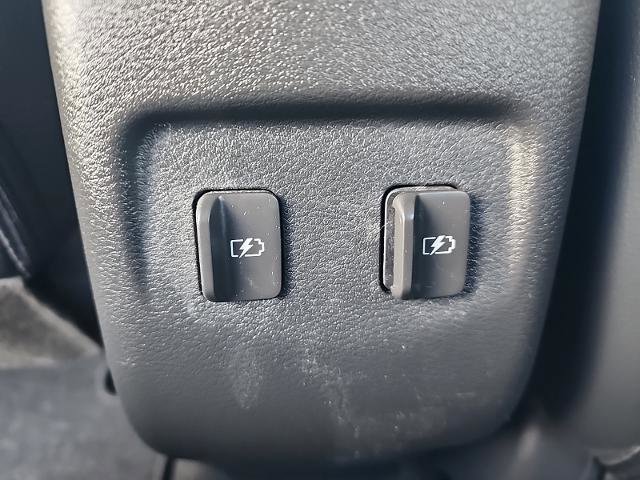 Certified 2022 Nissan Kicks SR w/ Premium Package image 24