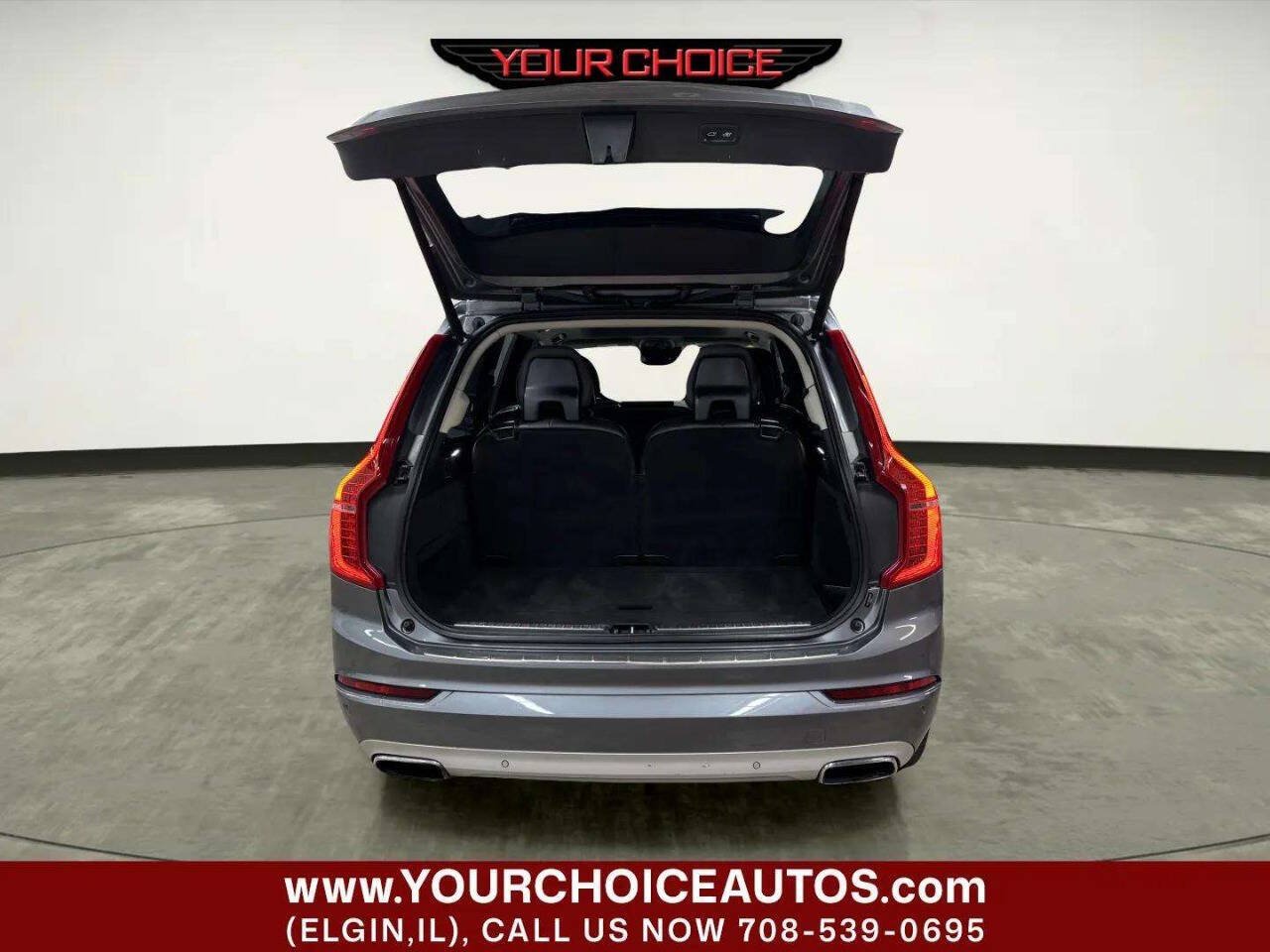 Used 2016 Volvo XC90 T6 Momentum w/ Momentum Plus Package AWD/4WD image 5