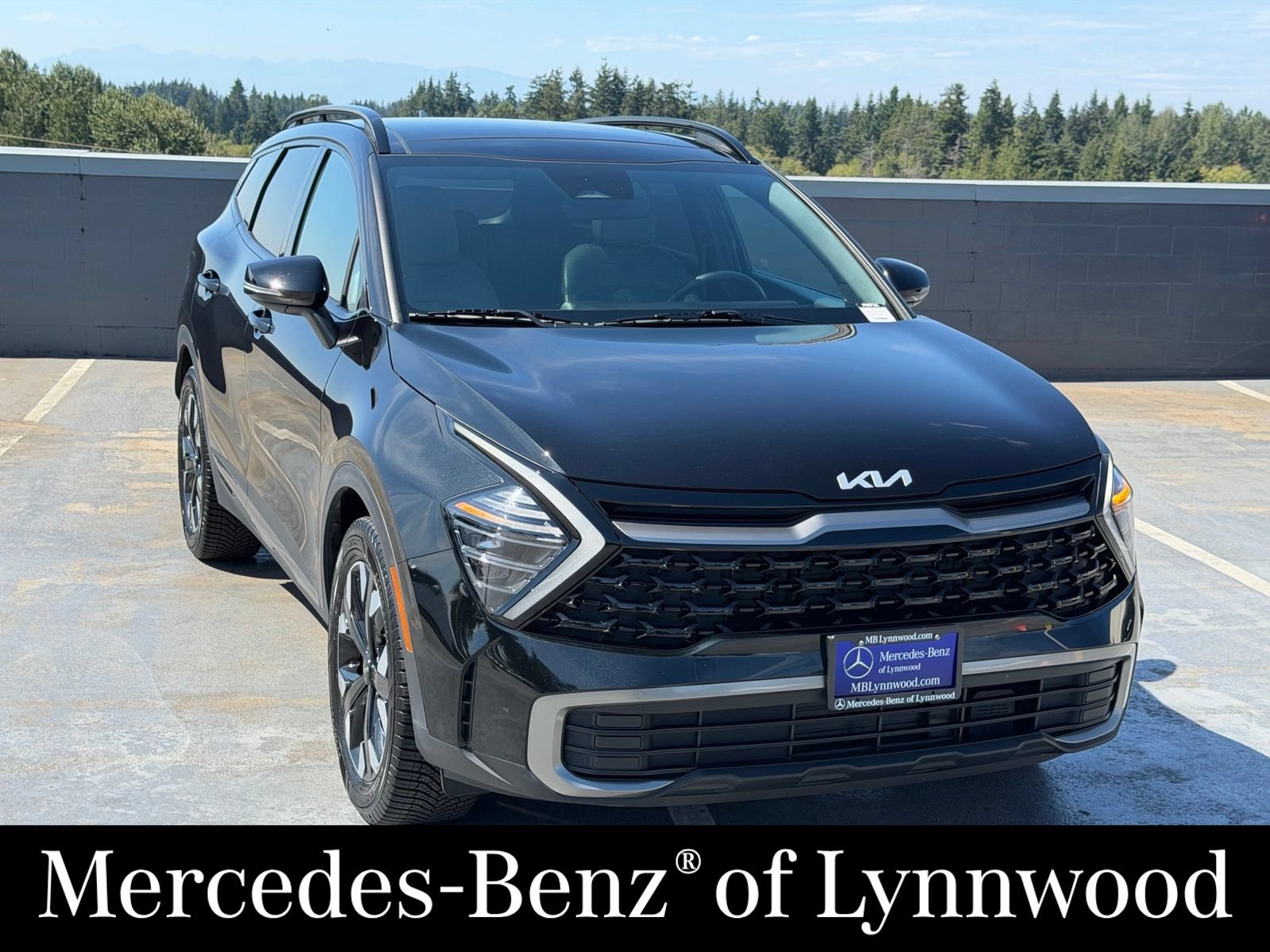 Used 2024 Kia Sportage X-Line AWD/4WD image 1