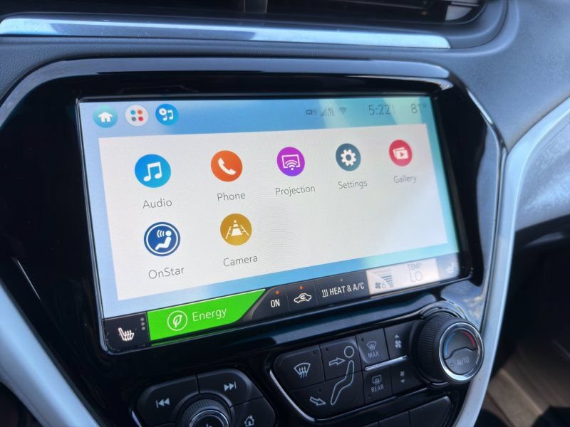 Used 2018 Chevrolet Bolt Premier w/ Driver Confidence II Package FWD image 18