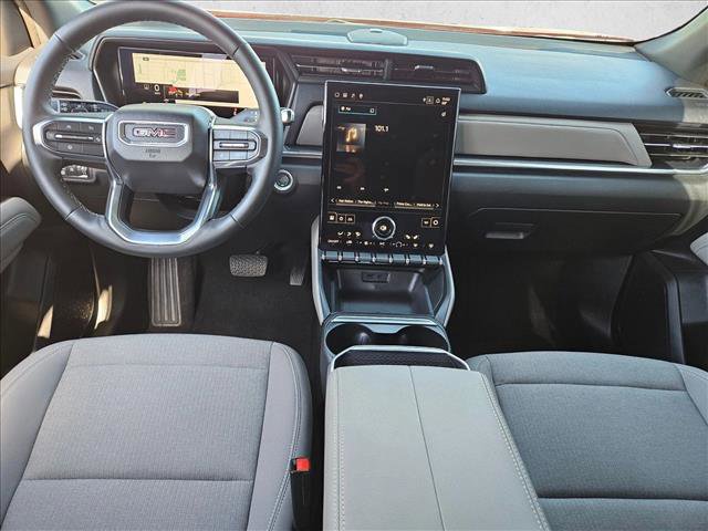 Used 2025 GMC Terrain Elevation w/ Black Edition image 15