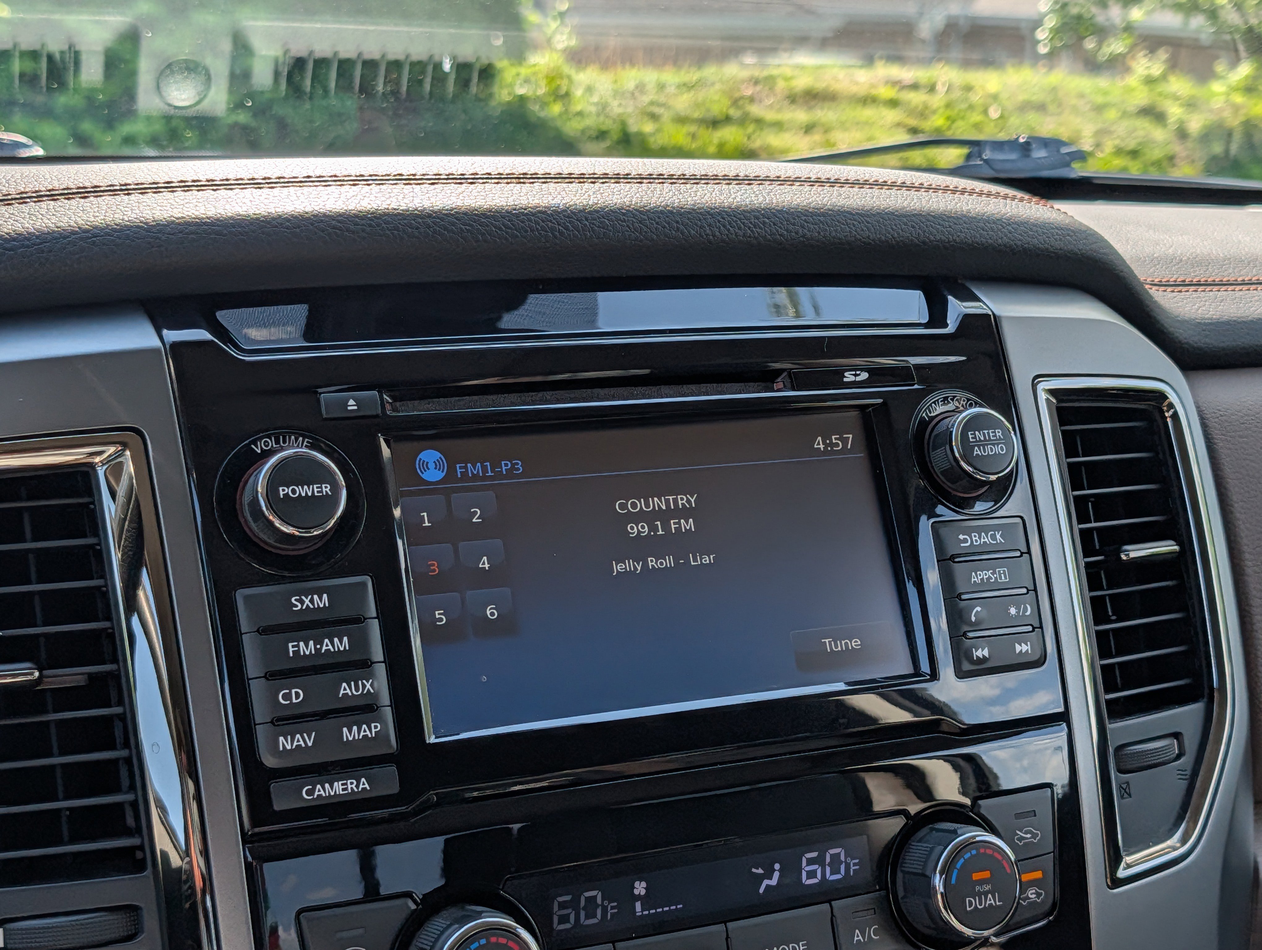 Used 2016 Nissan Titan Platinum Reserve AWD/4WD image 19