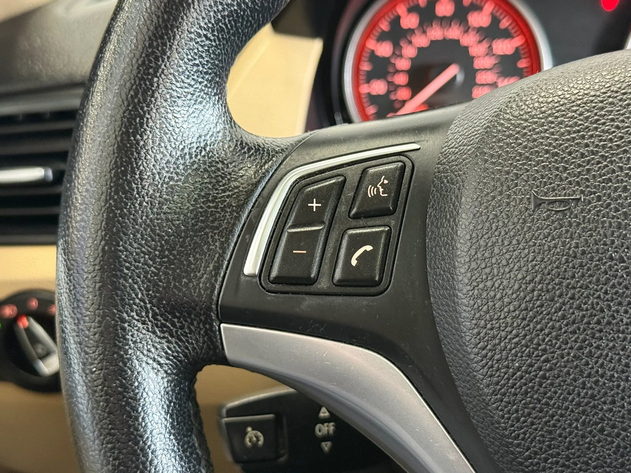 Used 2014 BMW X1 xDrive28i image 12