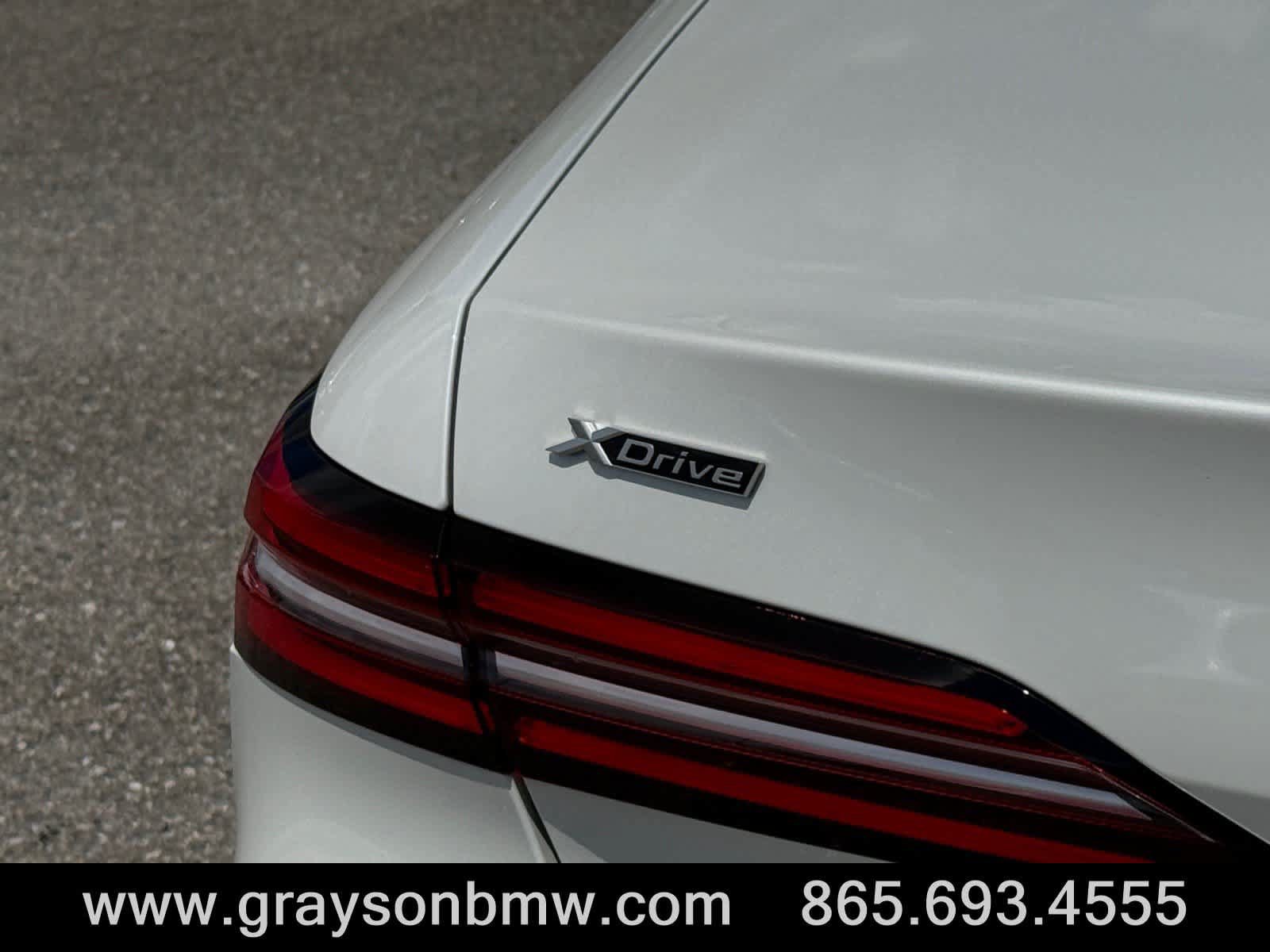 Used 2026 BMW 540i xDrive AWD/4WD image 10