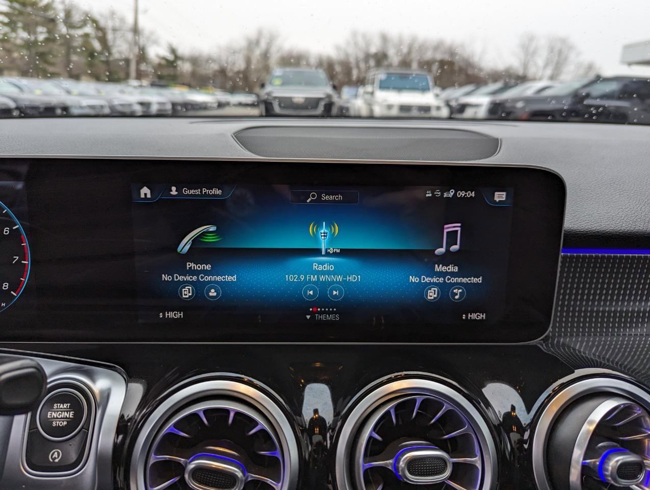 Used 2020 Mercedes-Benz GLB 250 4MATIC image 21