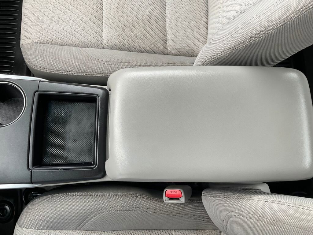 Used 2017 Toyota Camry LE image 28