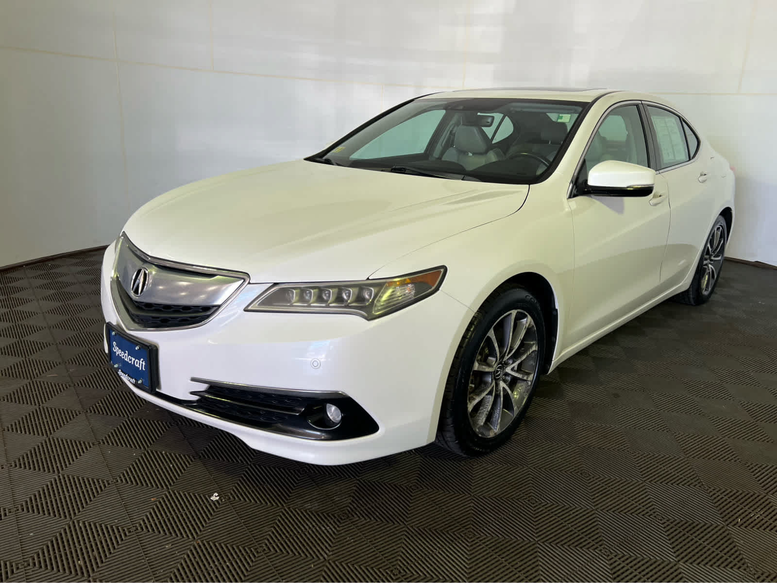 Used 2016 Acura TLX w/ Advance Package AWD/4WD image 3