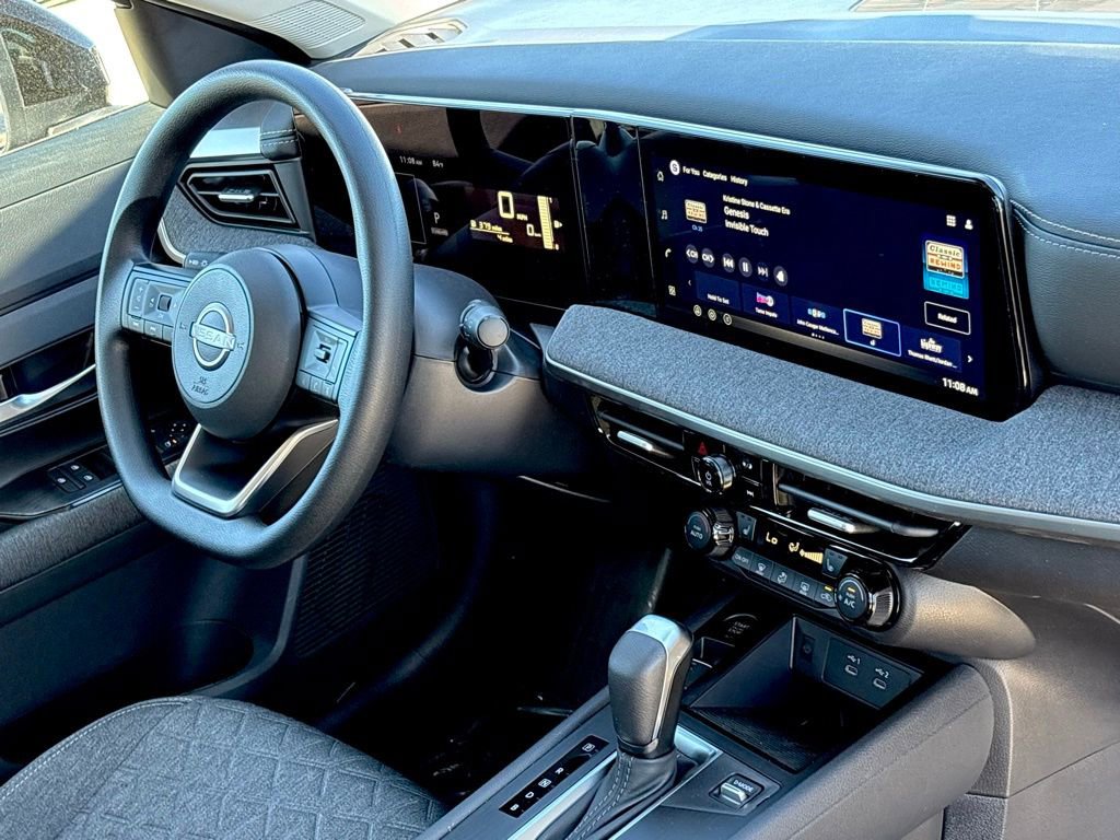 New 2026 Nissan Kicks SV FWD image 23