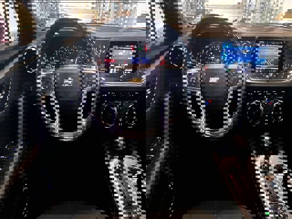 Used 2020 Chevrolet Blazer LT image 17