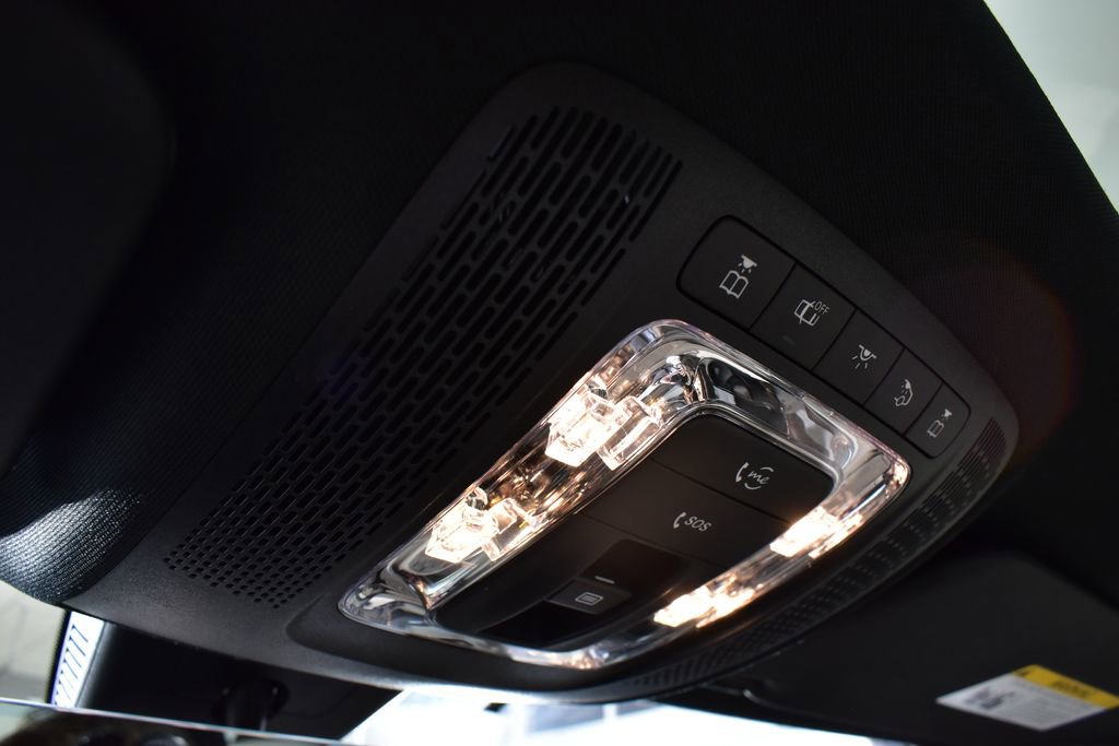 Used 2023 Mercedes-Benz CLA 250 4MATIC image 27