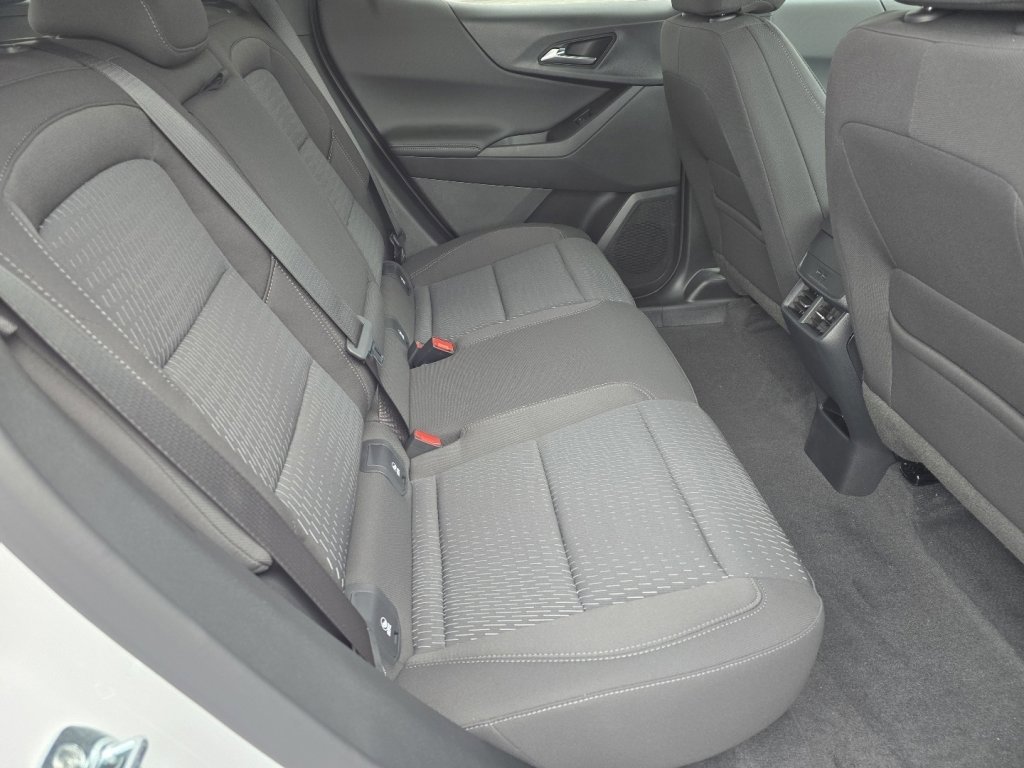 New 2026 Chevrolet Equinox LT image 12