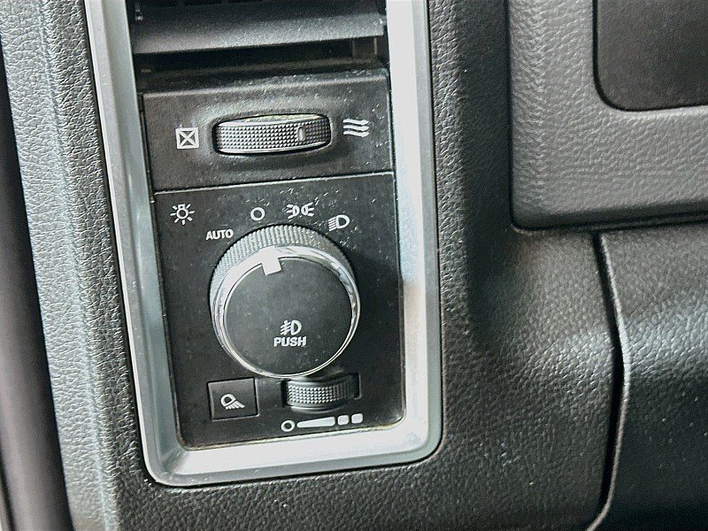 Used 2017 RAM 1500 Big Horn AWD/4WD image 10