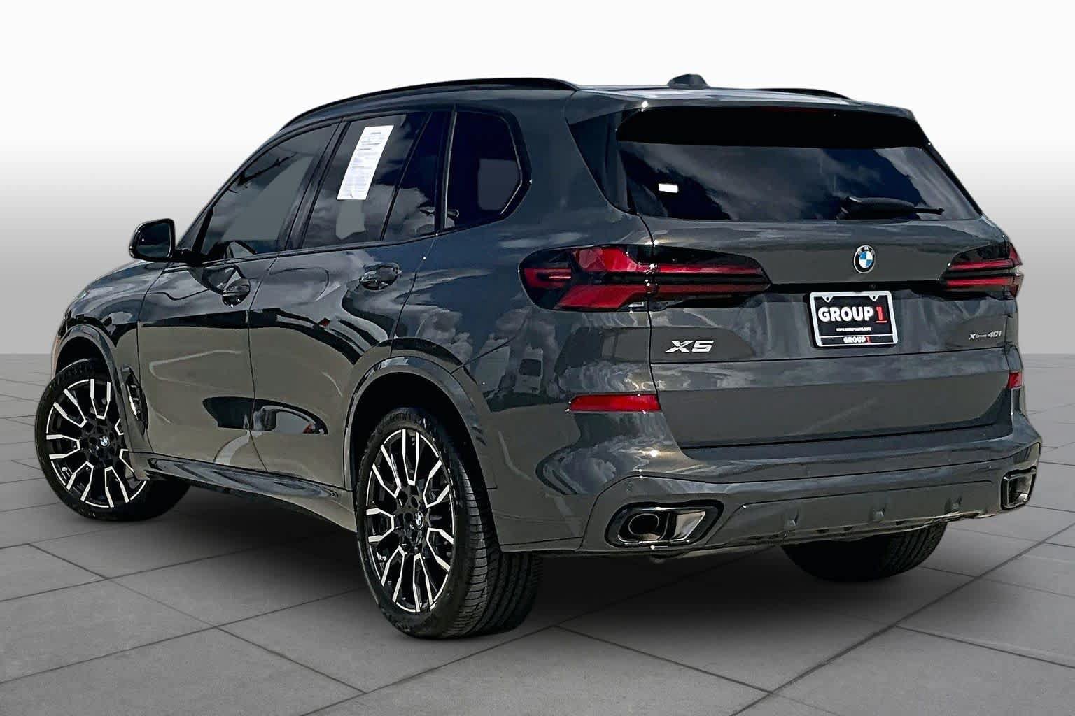 Used 2026 BMW X5 xDrive40i w/ M Sport Package AWD/4WD image 11