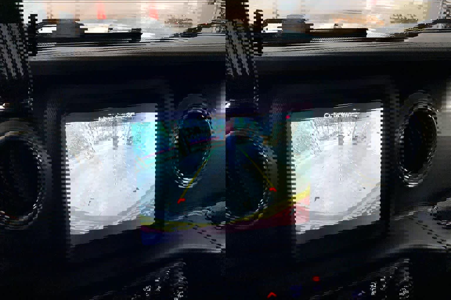 Used 2021 Jeep Wrangler Unlimited Sahara image 28