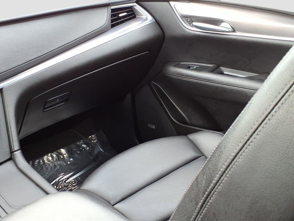 Certified 2023 Cadillac XT5 Luxury image 10