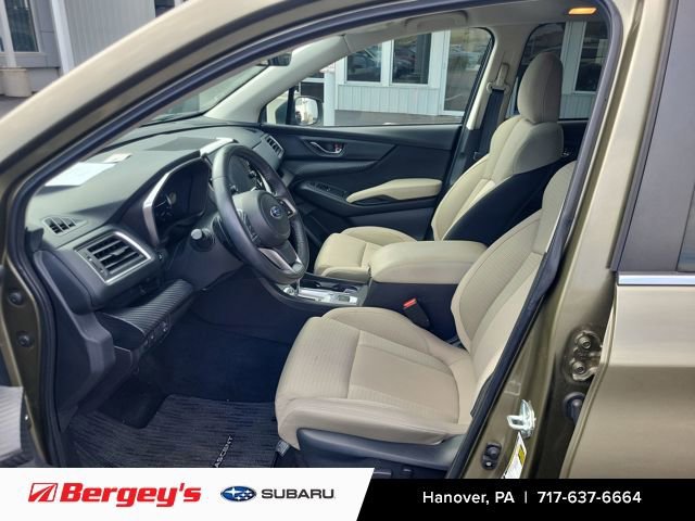 Used 2023 Subaru Ascent Premium w/ Convenience Package image 8