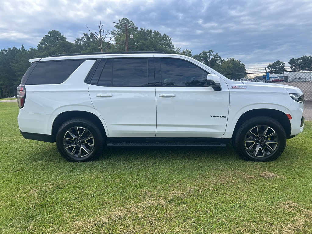Used 2022 Chevrolet Tahoe Z71 w/ Luxury Package AWD/4WD image 8