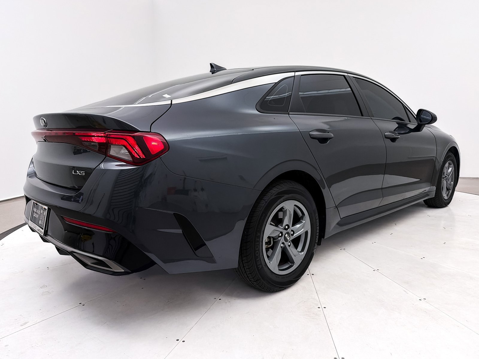 Used 2021 Kia K5 LXS image 15