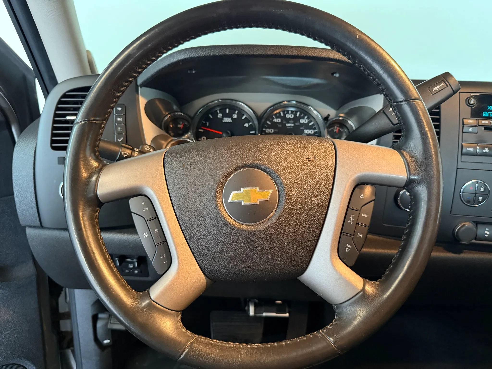 Used 2013 Chevrolet Silverado 3500 LT w/ Interior Plus Package AWD/4WD image 12
