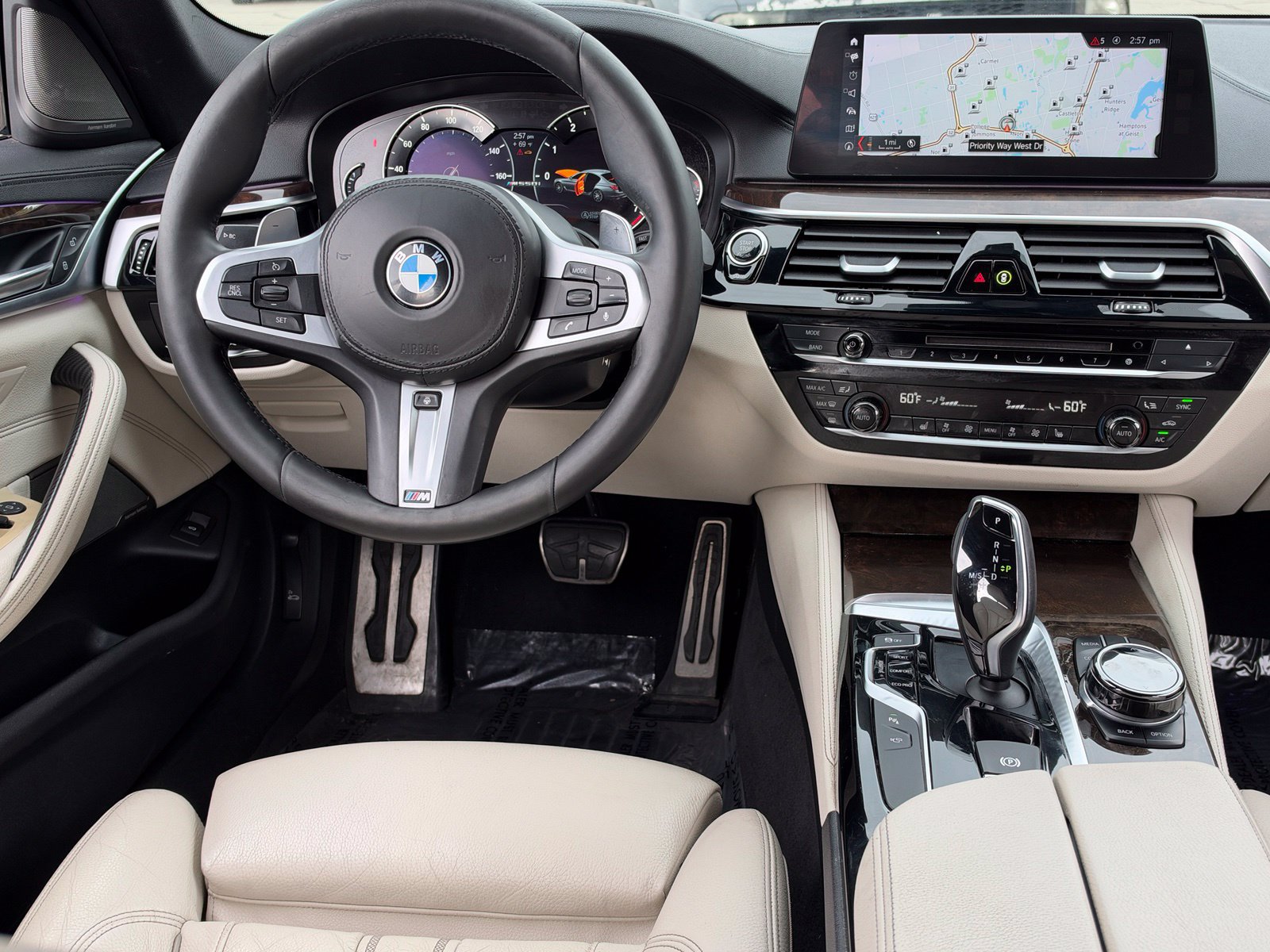 Used 2018 BMW M550i xDrive AWD/4WD image 16