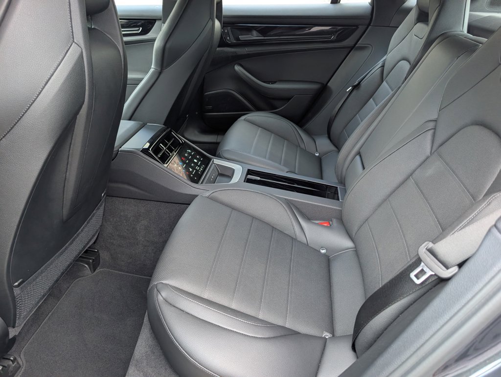 Certified 2026 Porsche Panamera 4 AWD/4WD image 22