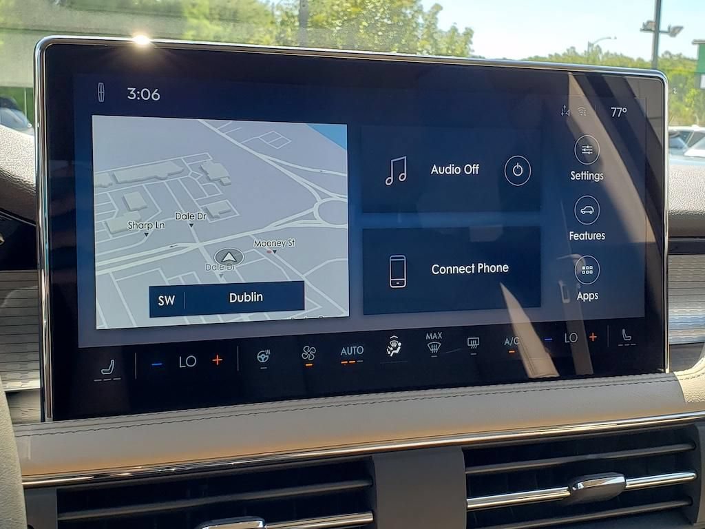 Used 2023 Lincoln Corsair AWD w/ Equipment Group 101A image 24