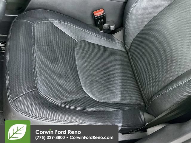 Used 2023 Land Rover Defender 110 X-Dynamic SE AWD/4WD image 22