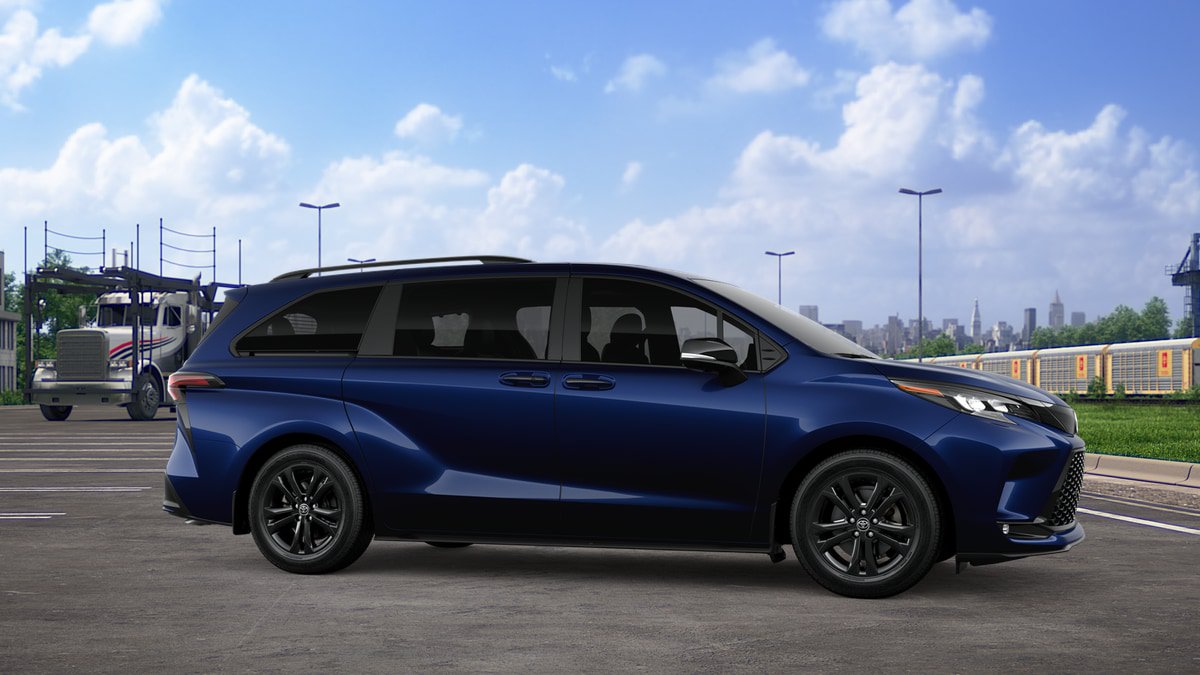 New 2026 Toyota Sienna XSE AWD/4WD image 13