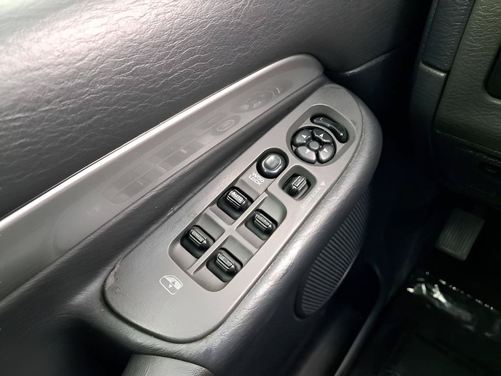 Used 2004 Dodge Ram 2500 Truck SLT w/ Sport Appearance Group AWD/4WD image 28