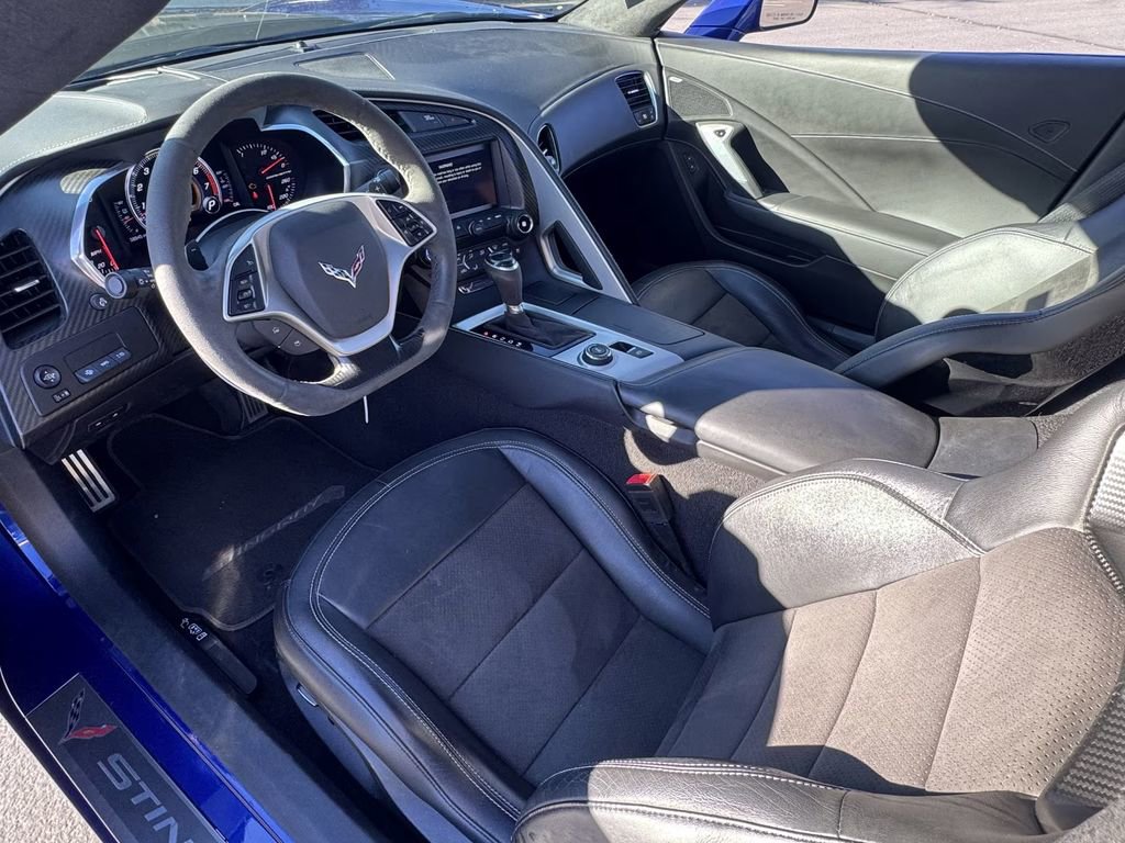 Used 2019 Chevrolet Corvette Stingray Coupe image 2