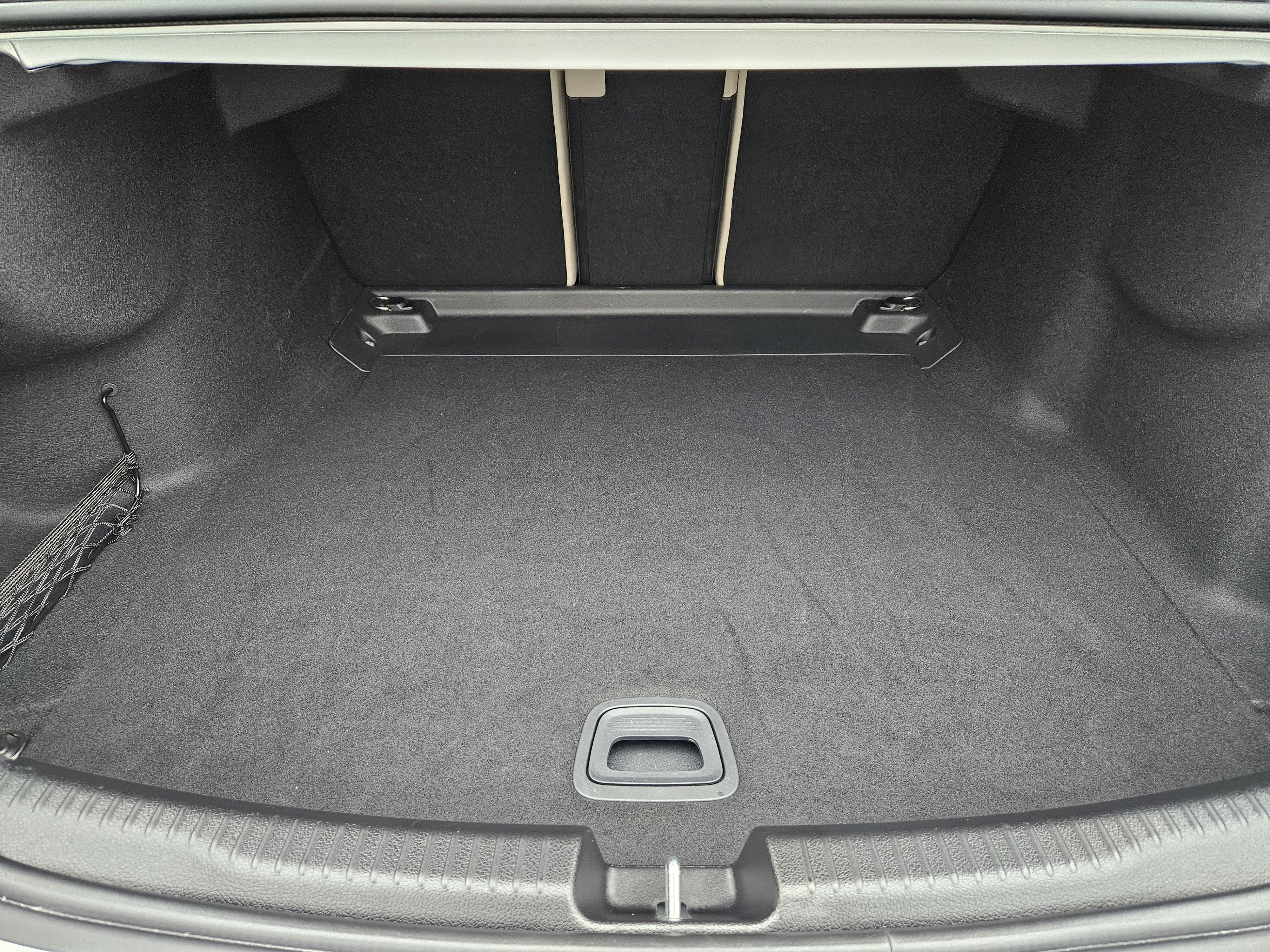 Used 2025 Mercedes-Benz C 300 4MATIC Sedan image 33