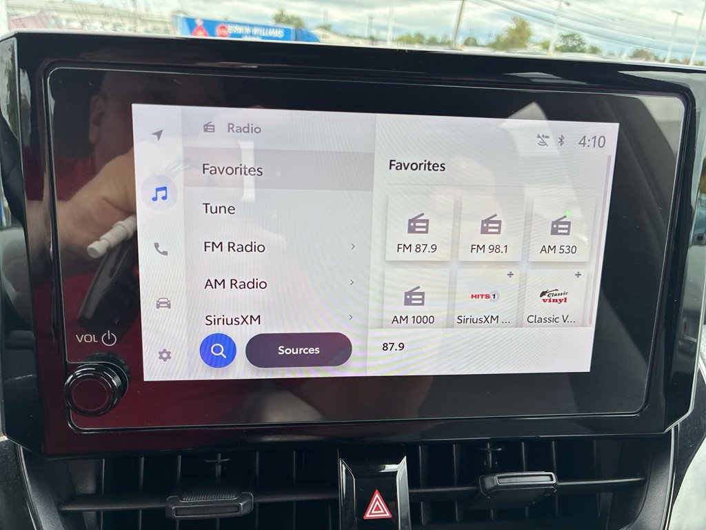 Used 2025 Toyota Corolla SE FWD image 27