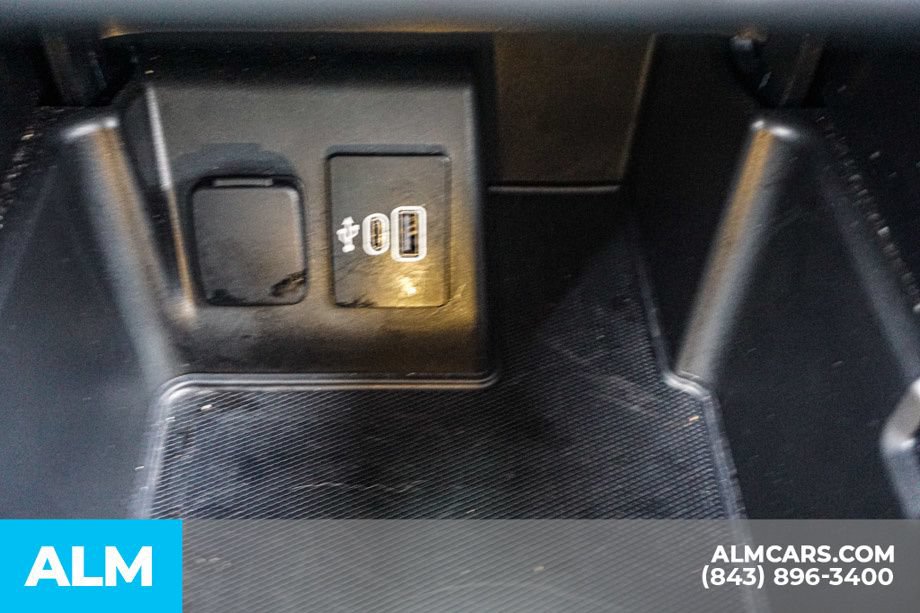Used 2025 Ford Explorer ST-Line AWD/4WD image 44
