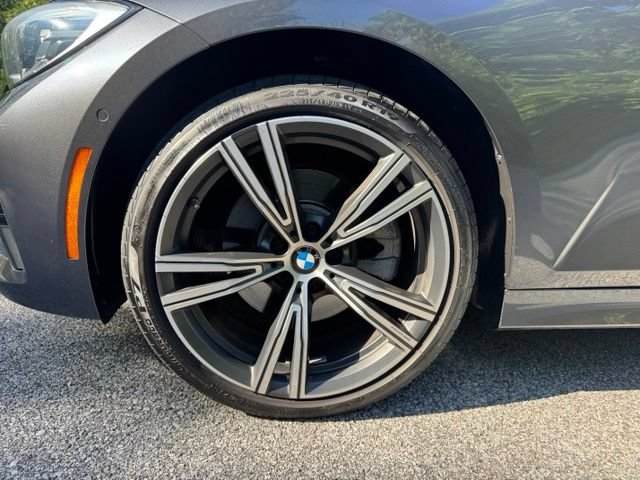 Used 2021 BMW 330i xDrive Sedan w/ Premium Package AWD/4WD image 2
