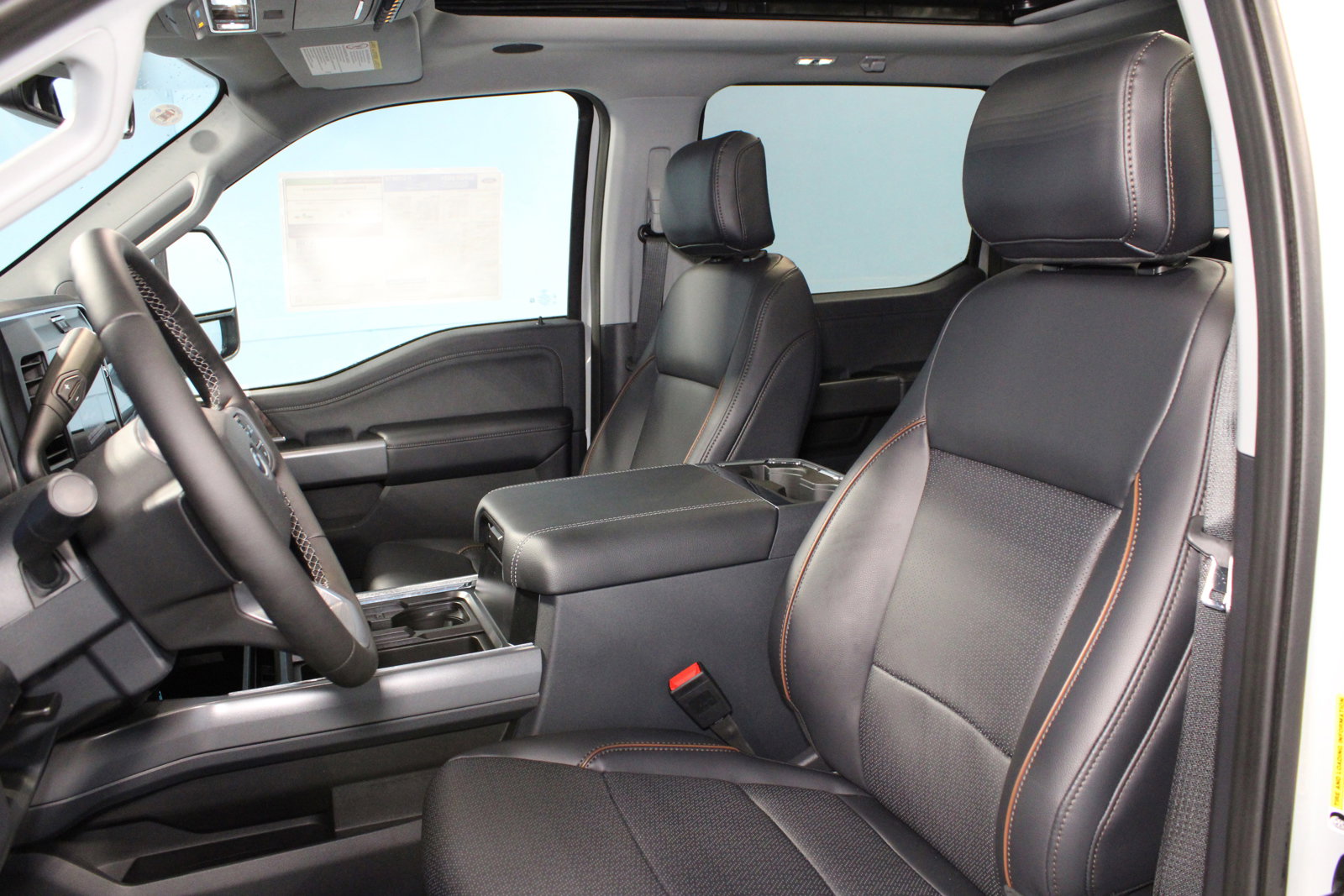 New 2025 Ford F350 Lariat w/ Lariat Ultimate Package image 3