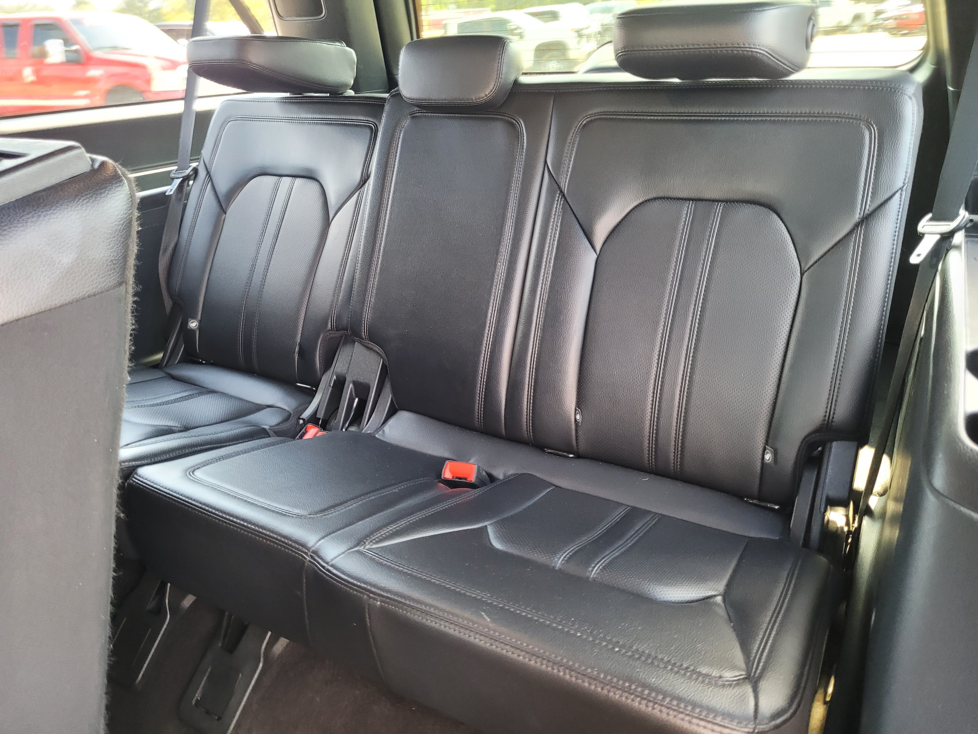 Used 2021 Ford Expedition Max Limited RWD image 26