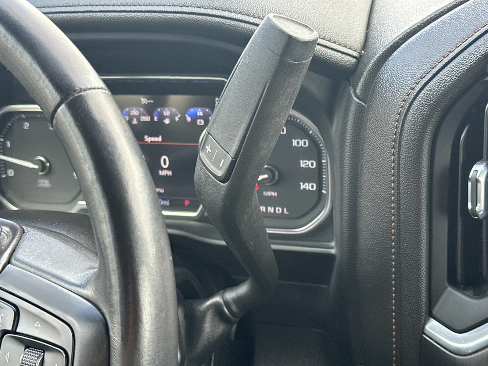 Used 2023 GMC Sierra 3500 AT4 w/ AT4 Preferred Package AWD/4WD image 25