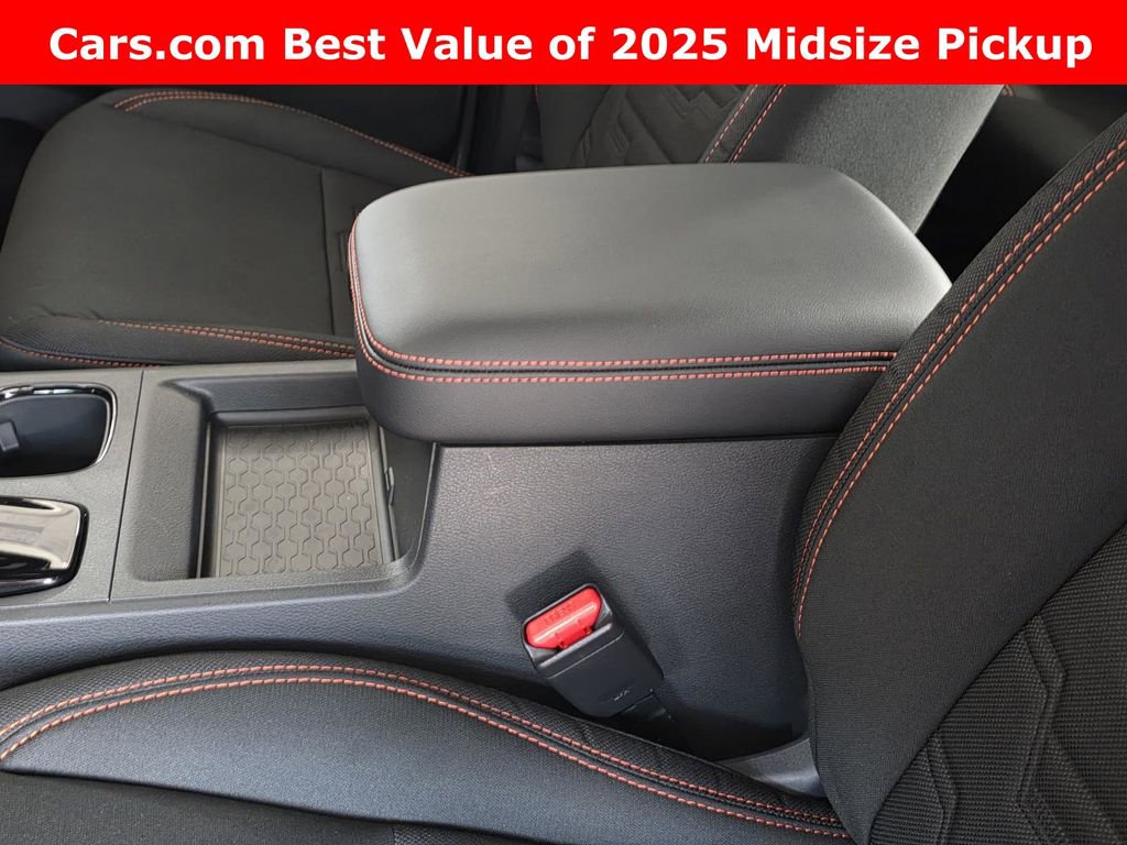 New 2025 Nissan Frontier PRO-4X w/ Interior Protection Package image 8