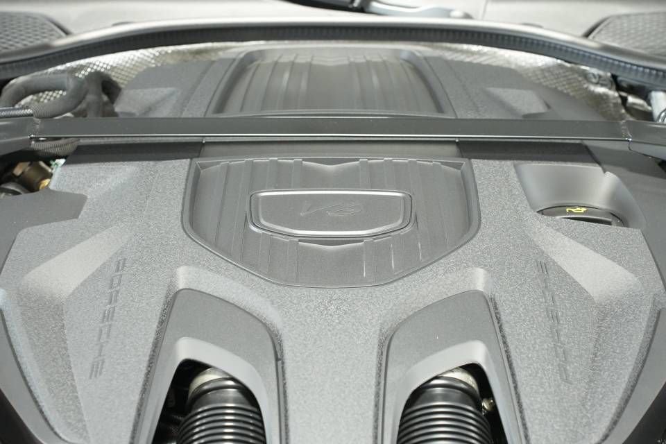 Used 2025 Porsche Panamera 4 AWD/4WD image 30