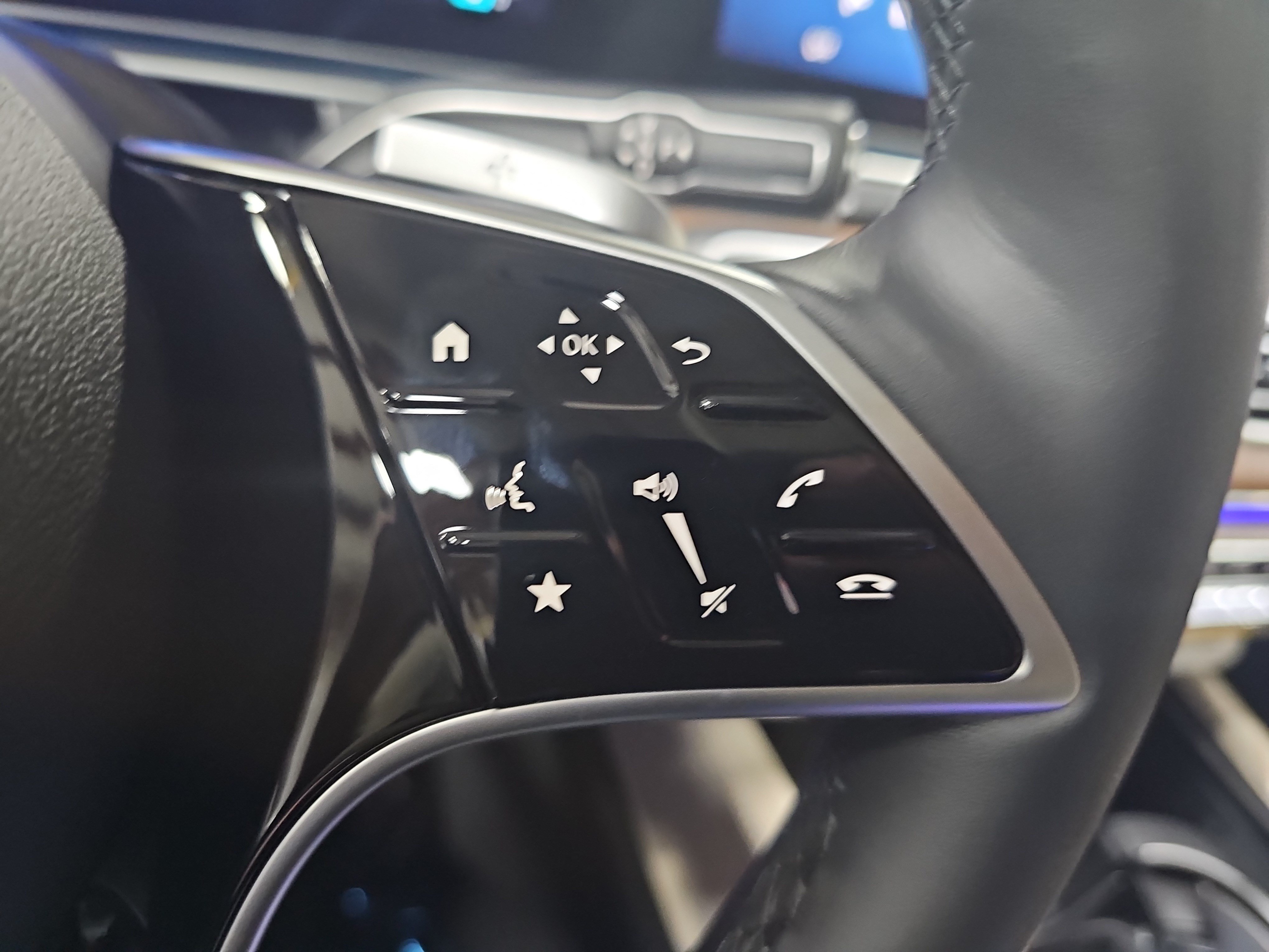 New 2026 Mercedes-Benz GLE 450 4MATIC image 18
