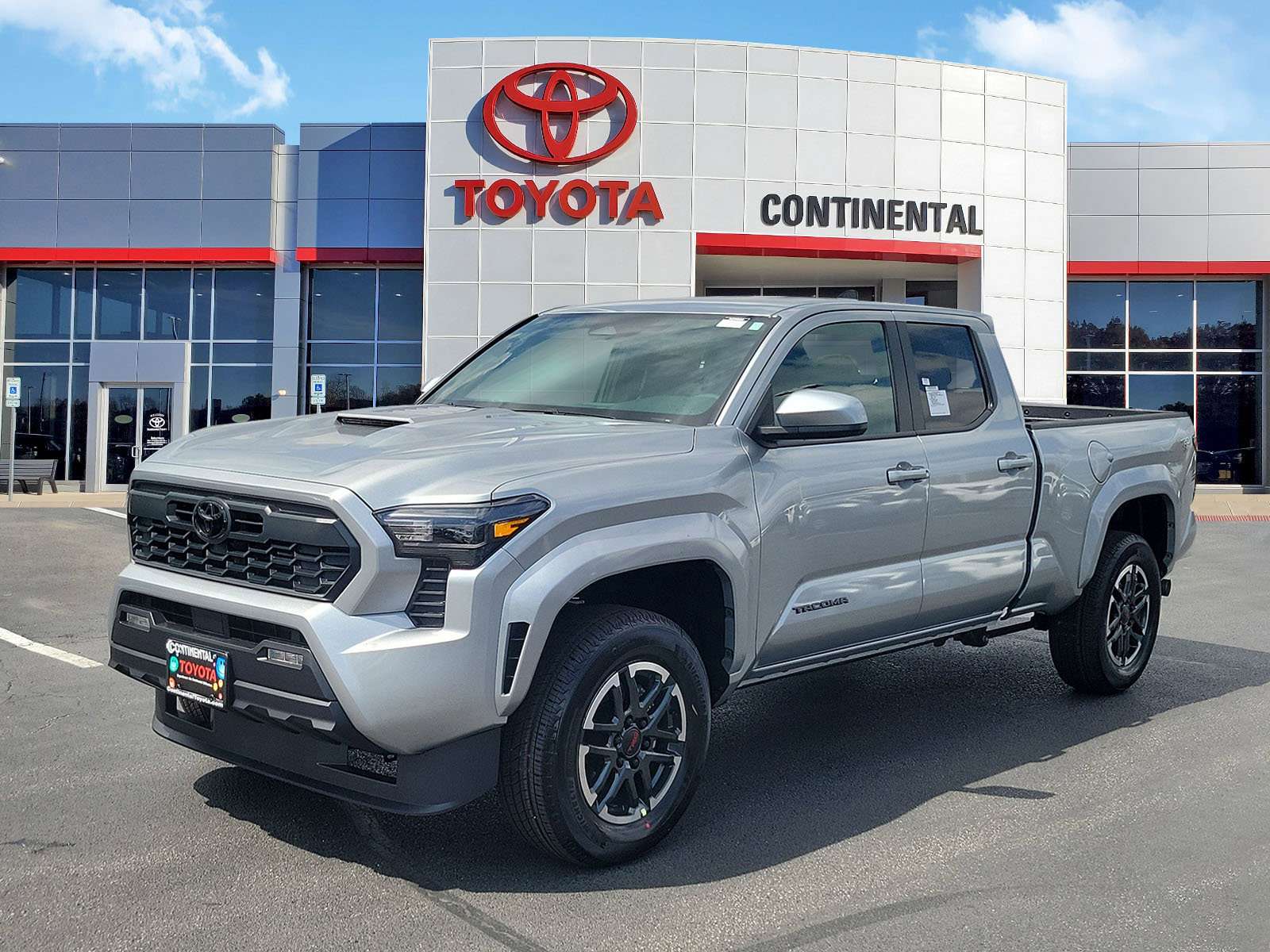 New 2026 Toyota Tacoma TRD Sport AWD/4WD image 3